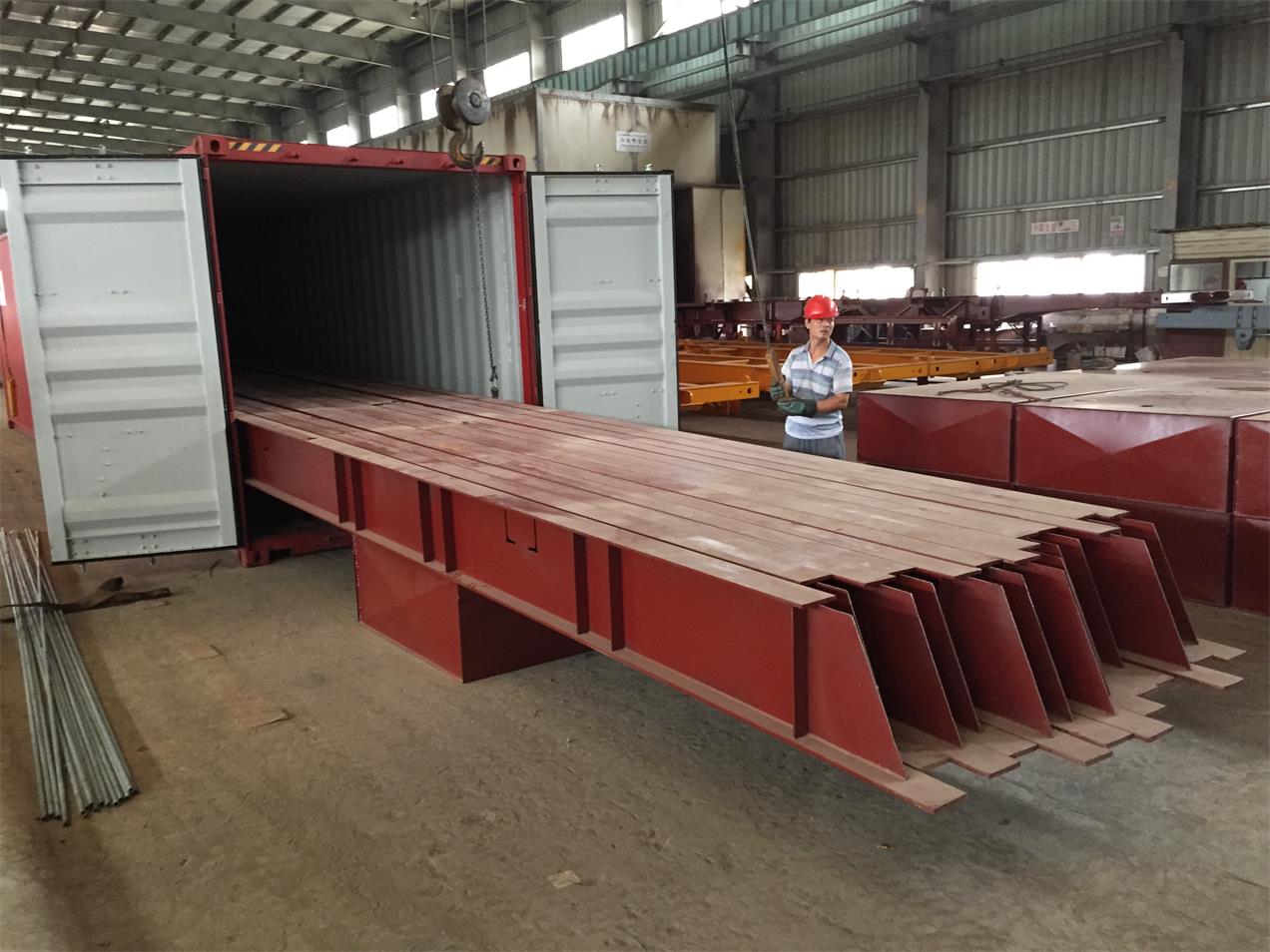 Delivery 25units skeletal and tipper trailers in CKD to kenya