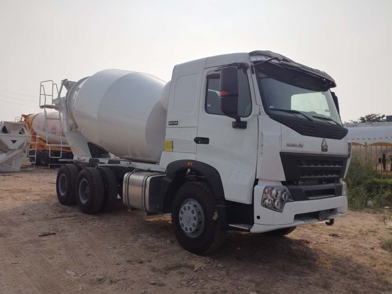 HOWO A7 Concrete Mixer Truck