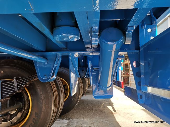 Tri Axle Closed Box Trailer For Grain transport