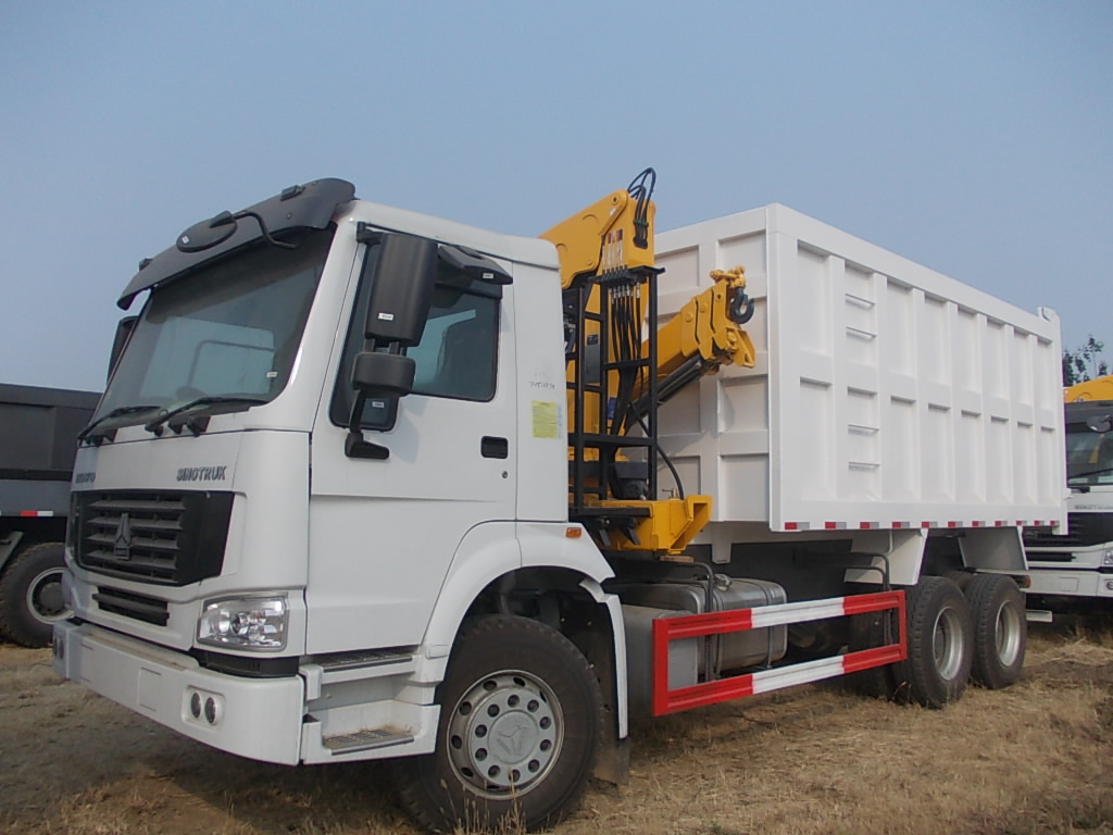 tipping boom truck