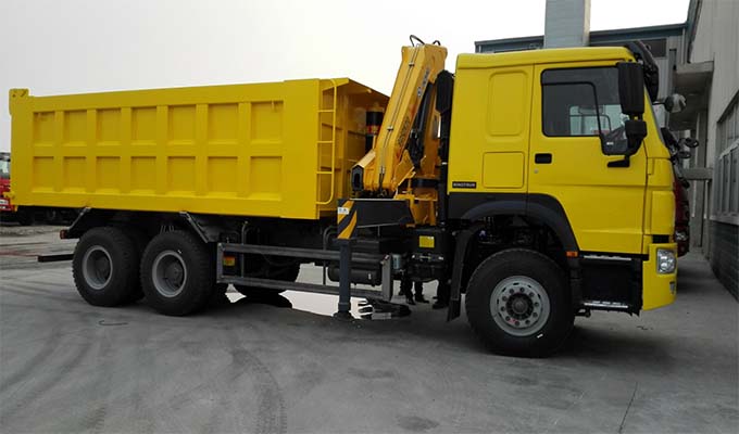 dump lifting truck