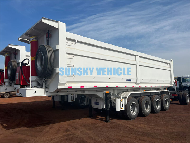 four-axle dump semi-trailers