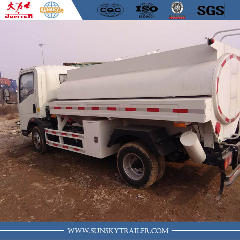 10,000Liter SINOTRUK HOWO 4x2 fuel bowser truck supplier