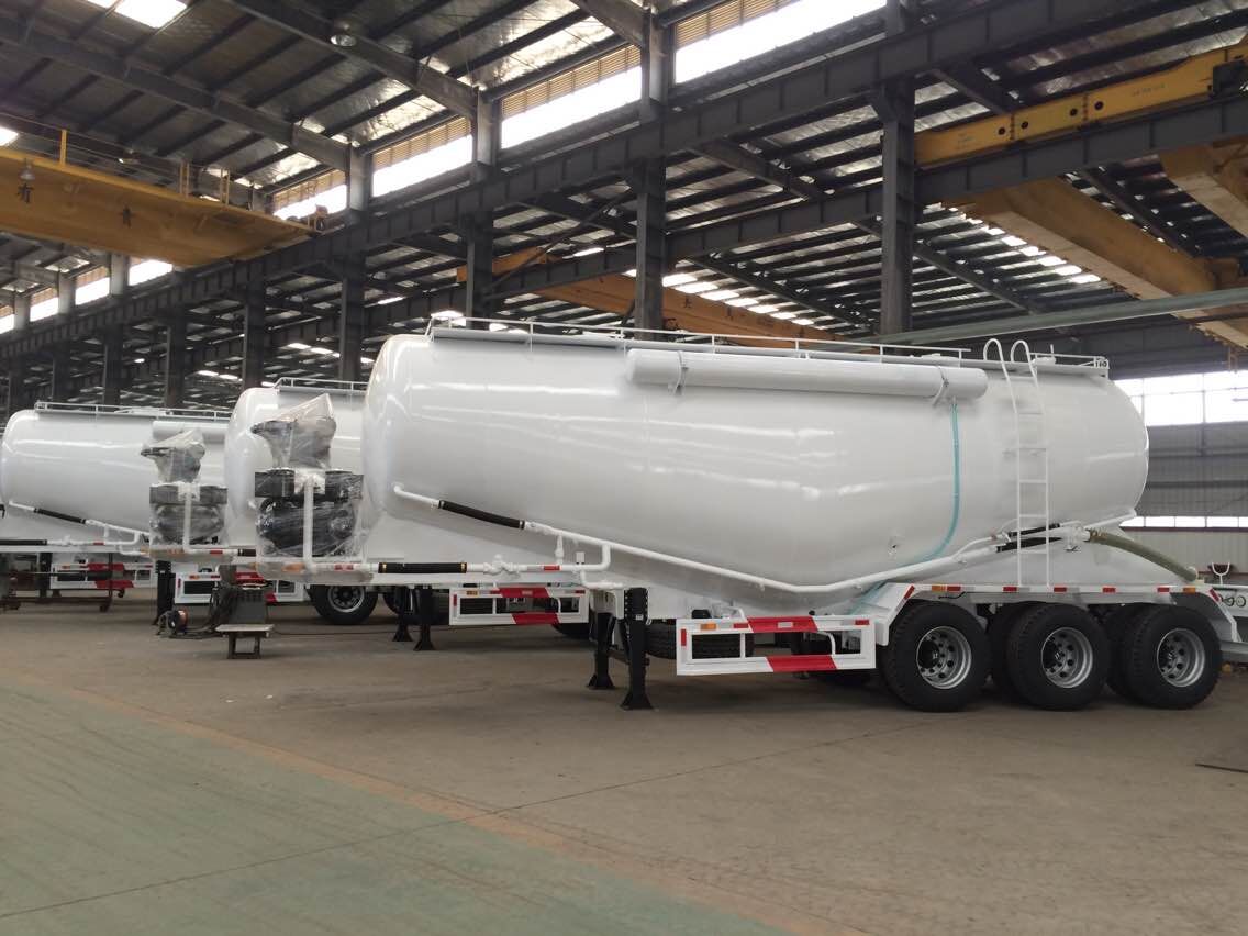 10units of SUNSKY 30cbm bulk carrier trailers are exported to Mombasa,Kenya