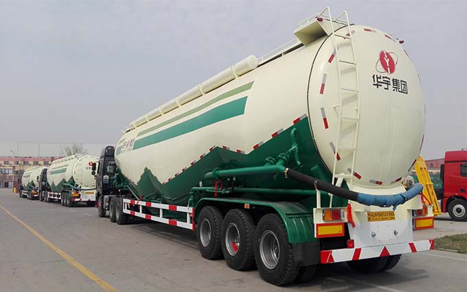 The Importance of Dry Bulk Cement Trailers